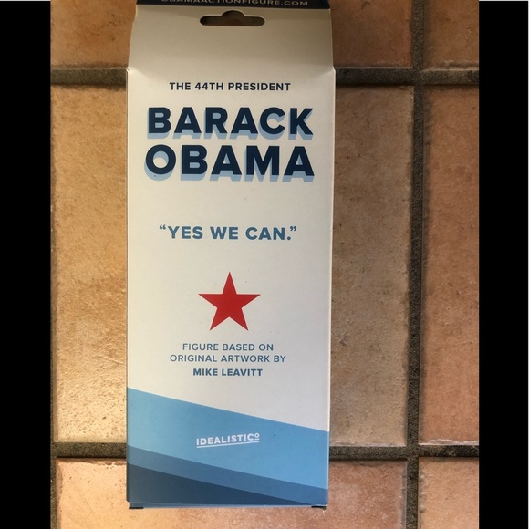 🇺🇸🏛 Barack Obama Real Life Action Figure - Picture 4 of 4